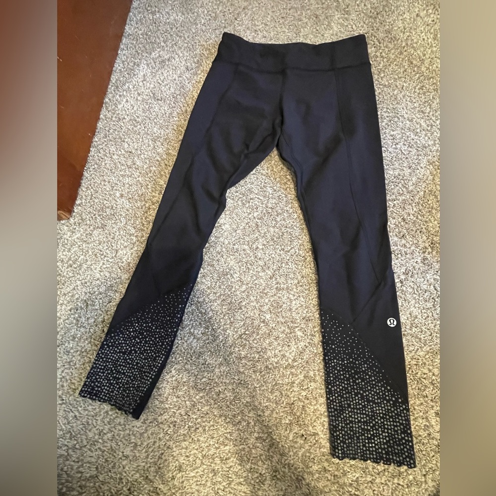Lululemon Tight Stuff Tight Scalloped Leggings